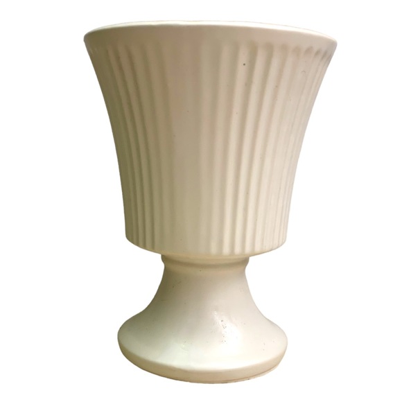 VTG 1960’s McCoy MCP USA White Wedding Pedestal Planter Flower Pot Vase Decor - Picture 6 of 12